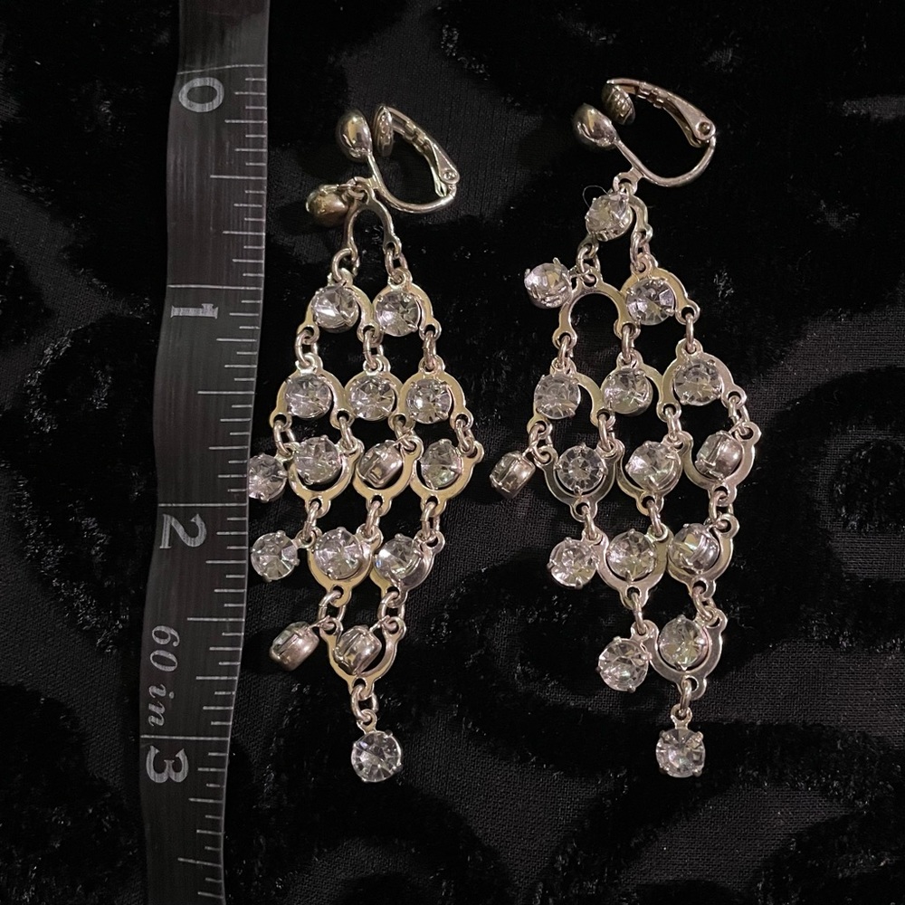 Vintage Avon Crystal Chandelier Earrings Sparkly - Picture 7 of 10